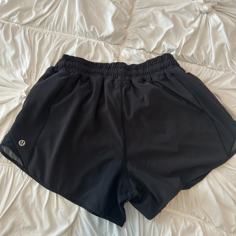 Lululemon Hotty Hot 4” Shorts